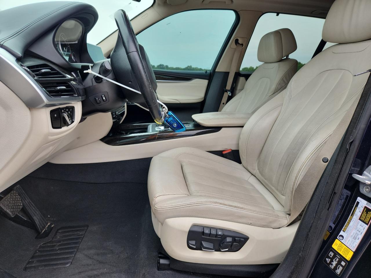 2016 BMW X5 xDrive50I - zdjęcie 7
