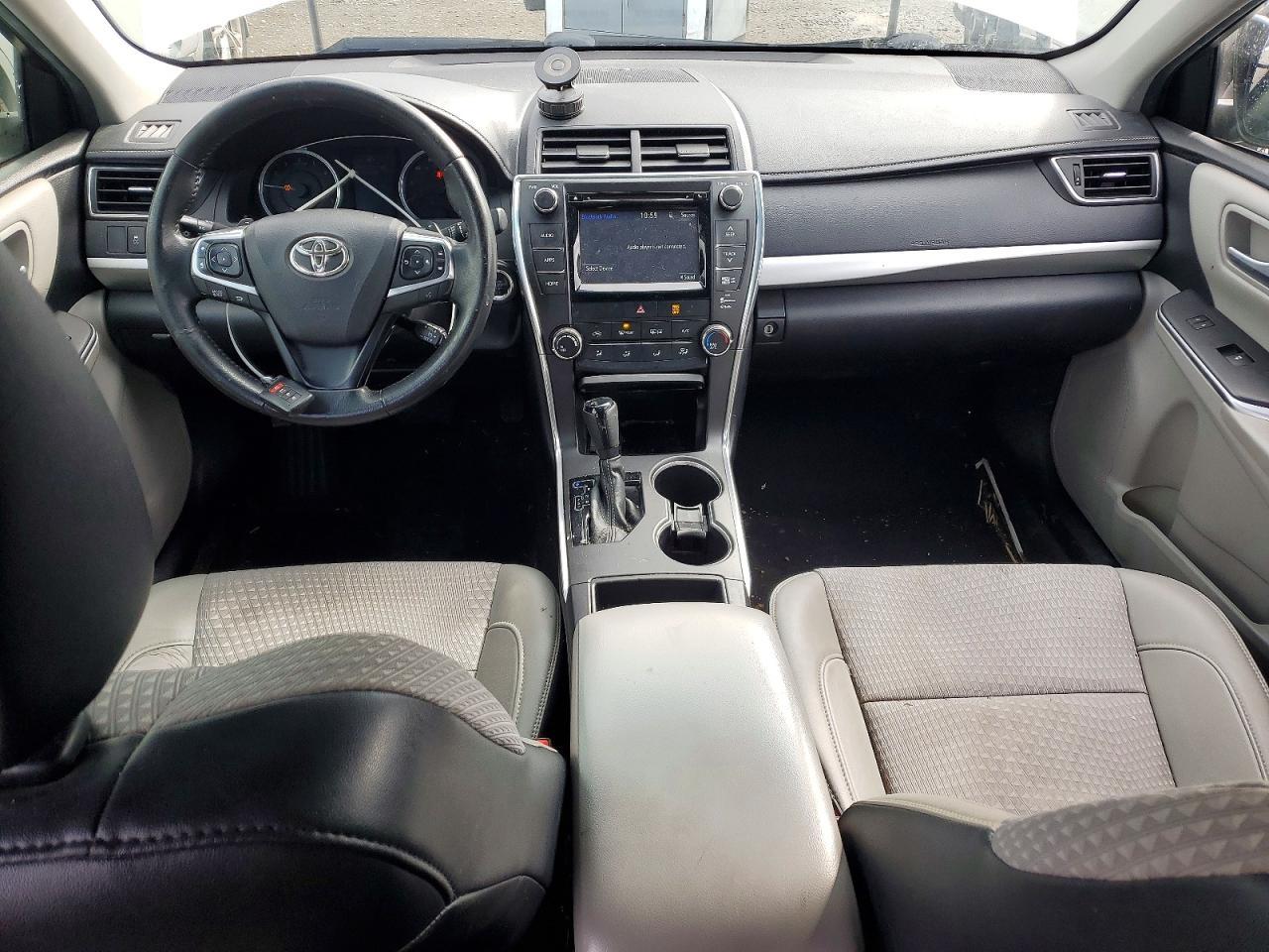 2015 Toyota Camry Se - zdjęcie 8