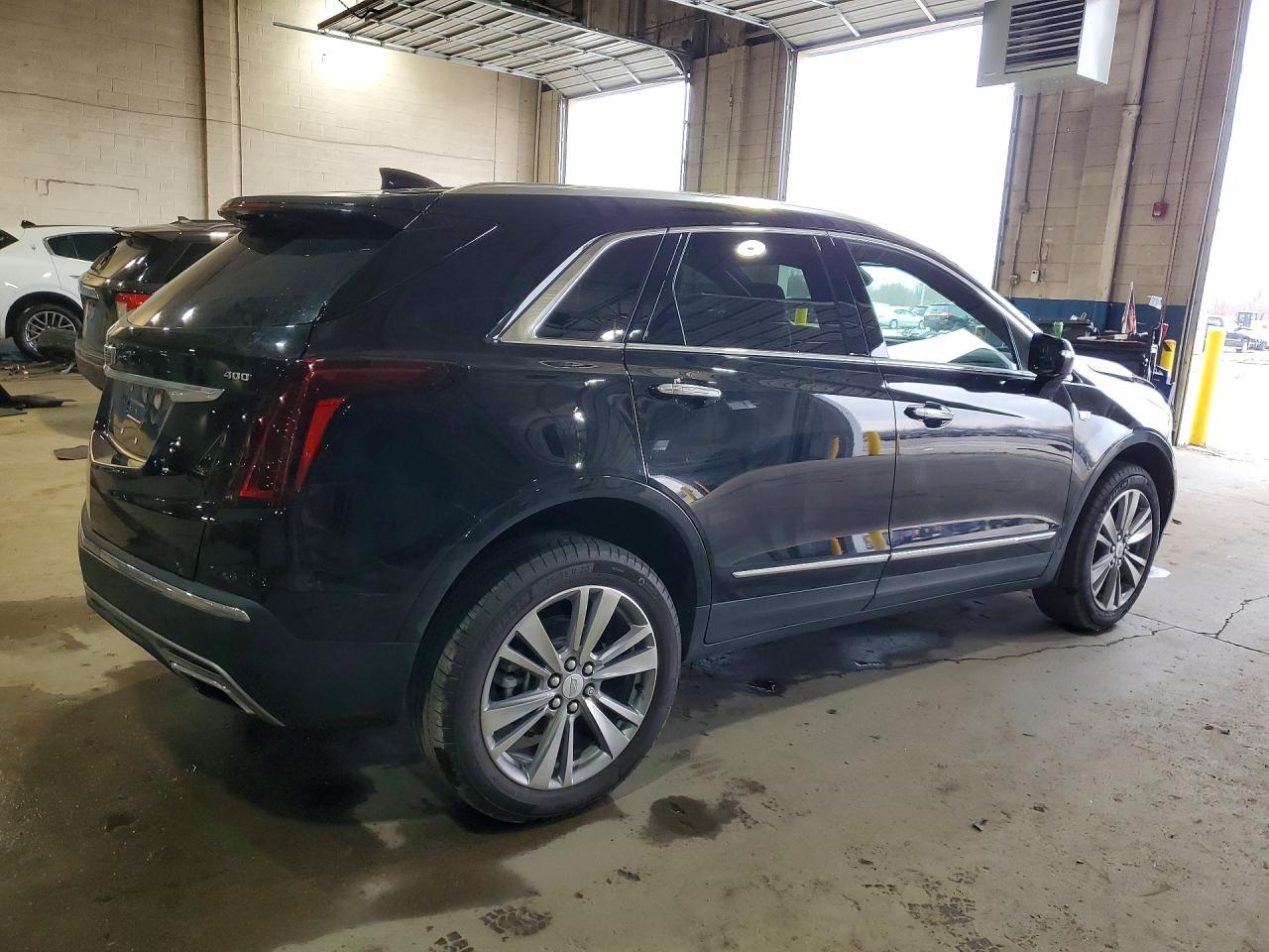 2025 Cadillac Xt5 Premium Luxury - zdjęcie 3