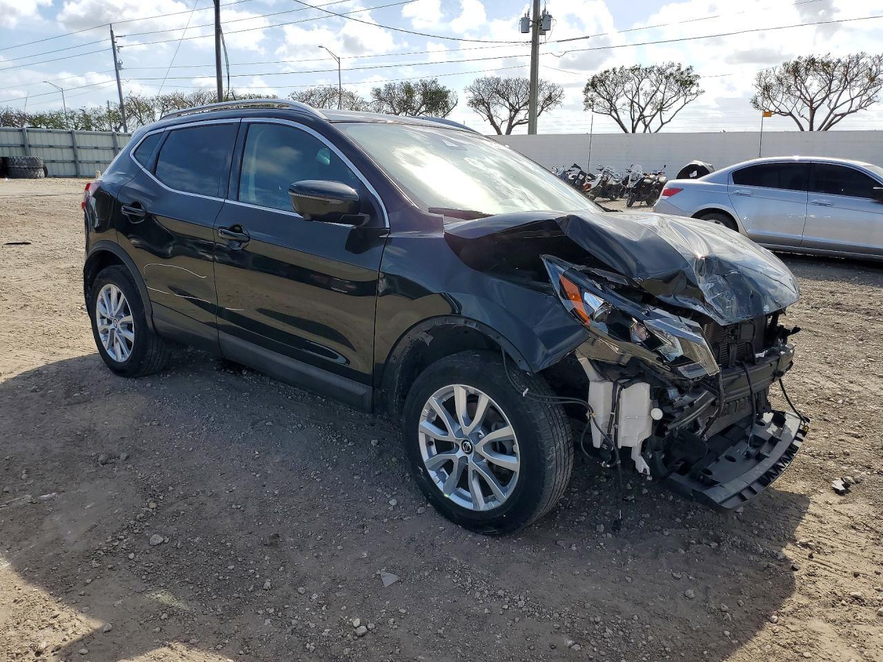 2020 Nissan Rogue Sport Sv - zdjęcie 4