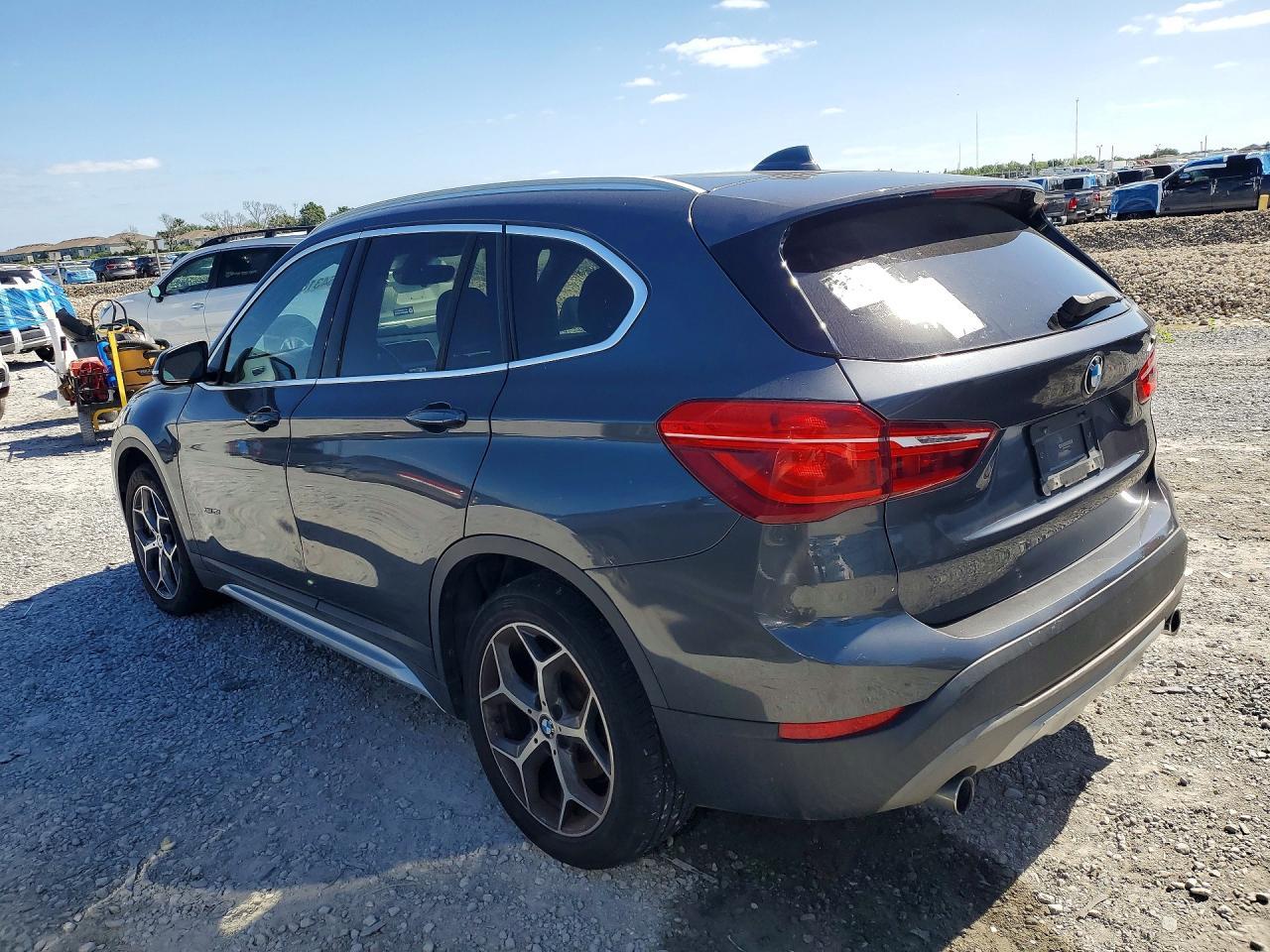 2018 BMW X1 xDrive28I - zdjęcie 2