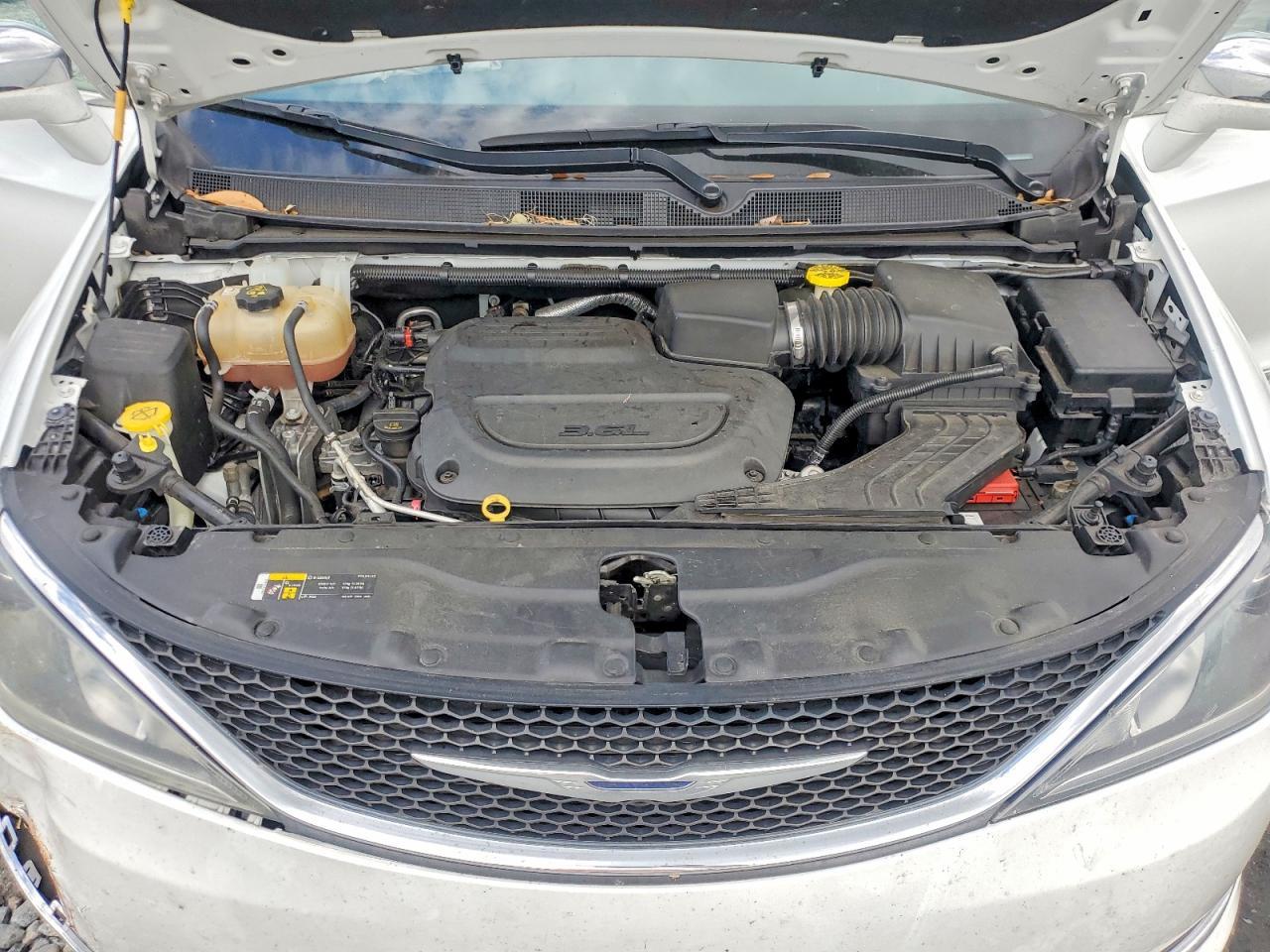 2020 Chrysler Pacifica Limited - zdjęcie 12