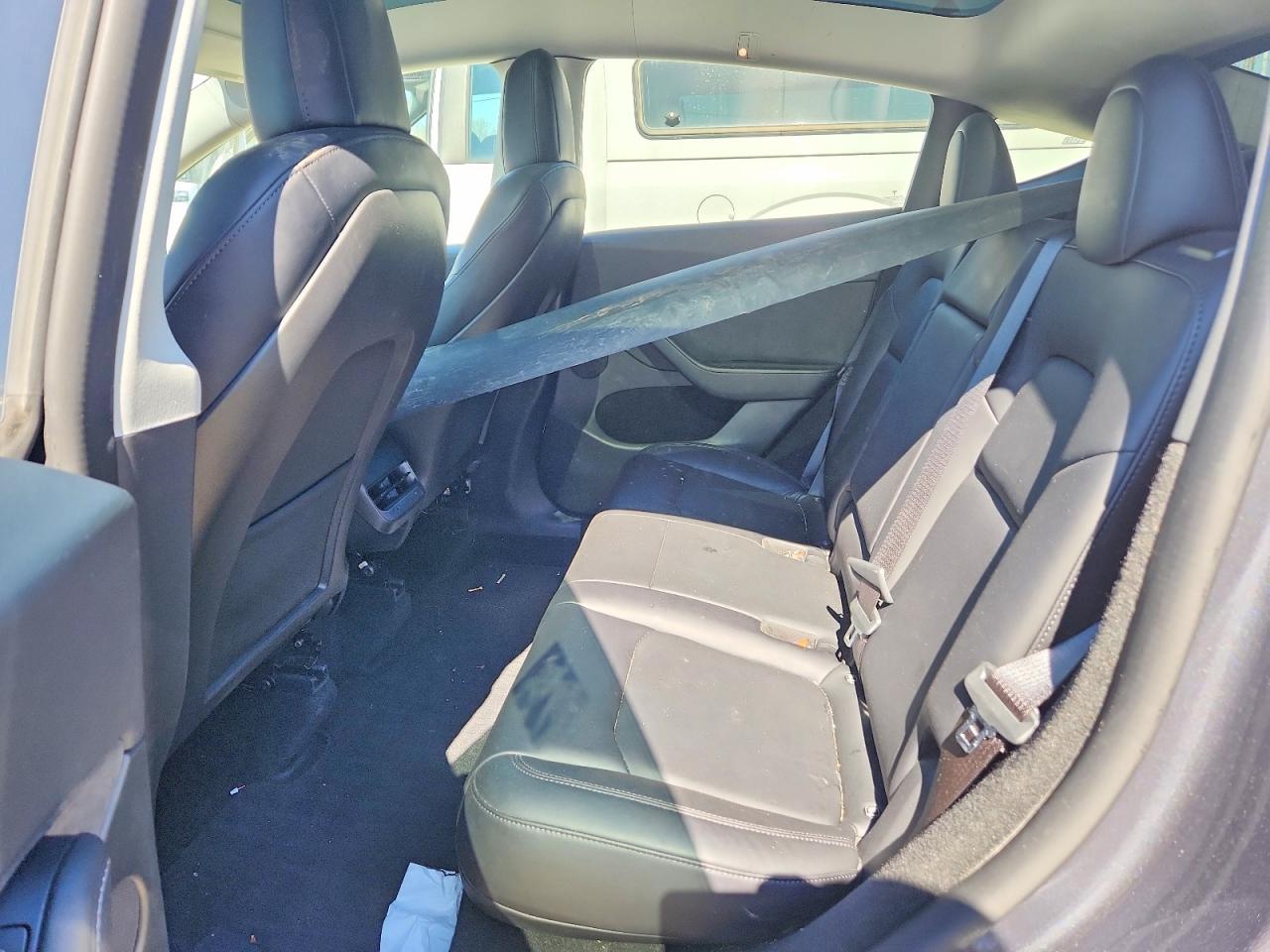 2022 Tesla Model Y - zdjęcie 10