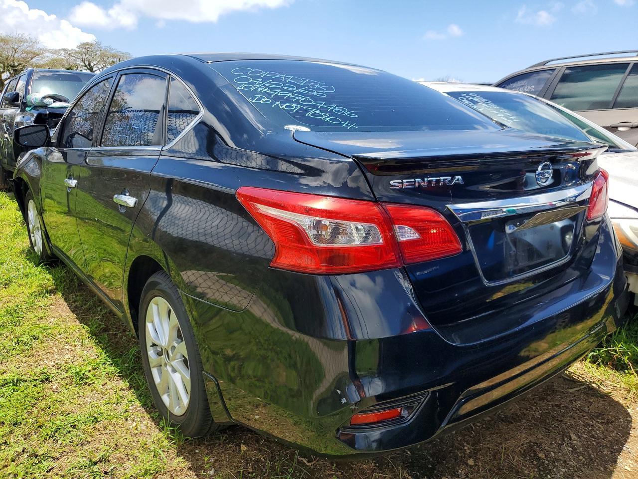 2019 Nissan Sentra S - zdjęcie 2