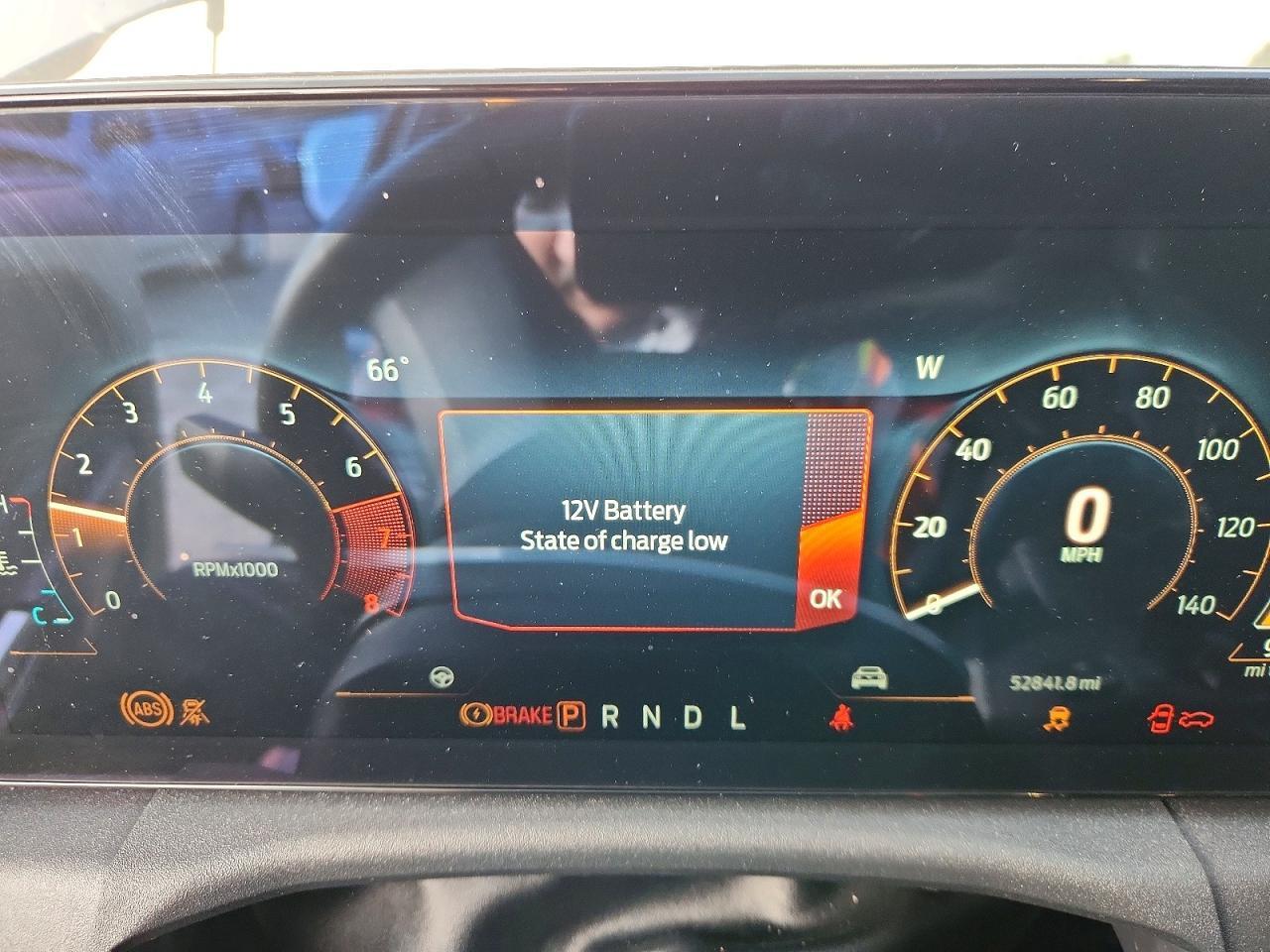 2024 Ford Mustang - zdjęcie 9