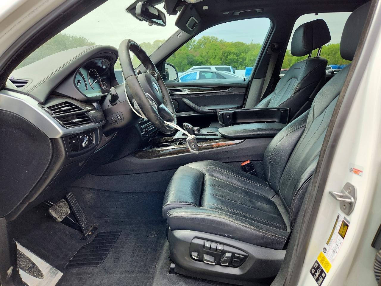 2017 BMW X5 xDrive50I - zdjęcie 7