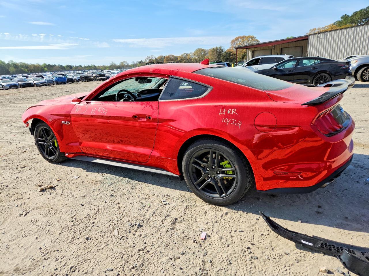 2021 Ford Mustang Gt - zdjęcie 2