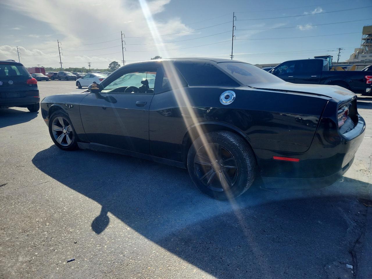 2016 Dodge Challenger Sxt - zdjęcie 2