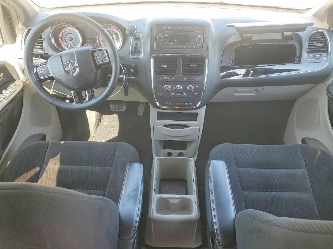 2017 Dodge Grand Caravan Se - zdjęcie 8