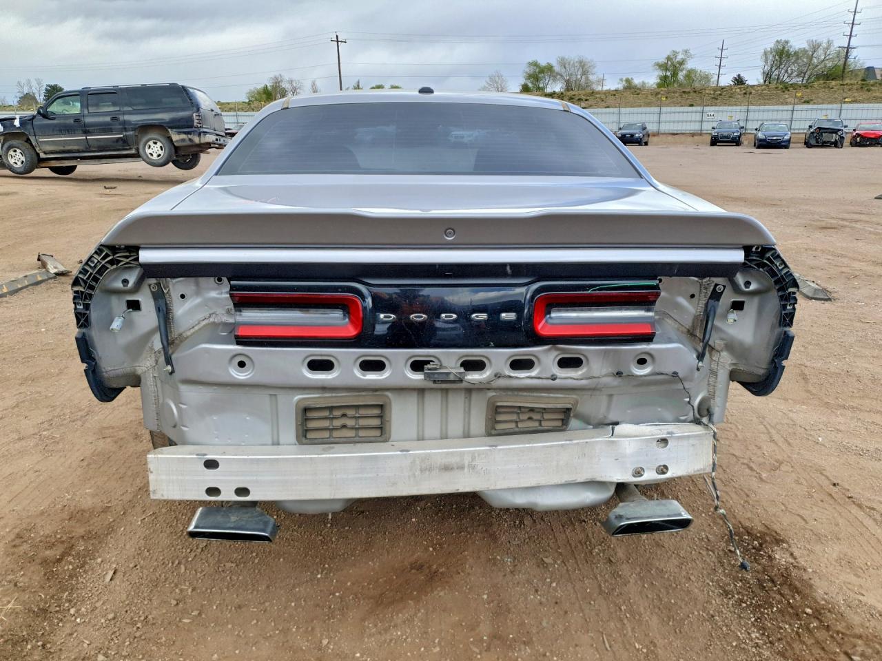 2016 Dodge Challenger R - zdjęcie 6