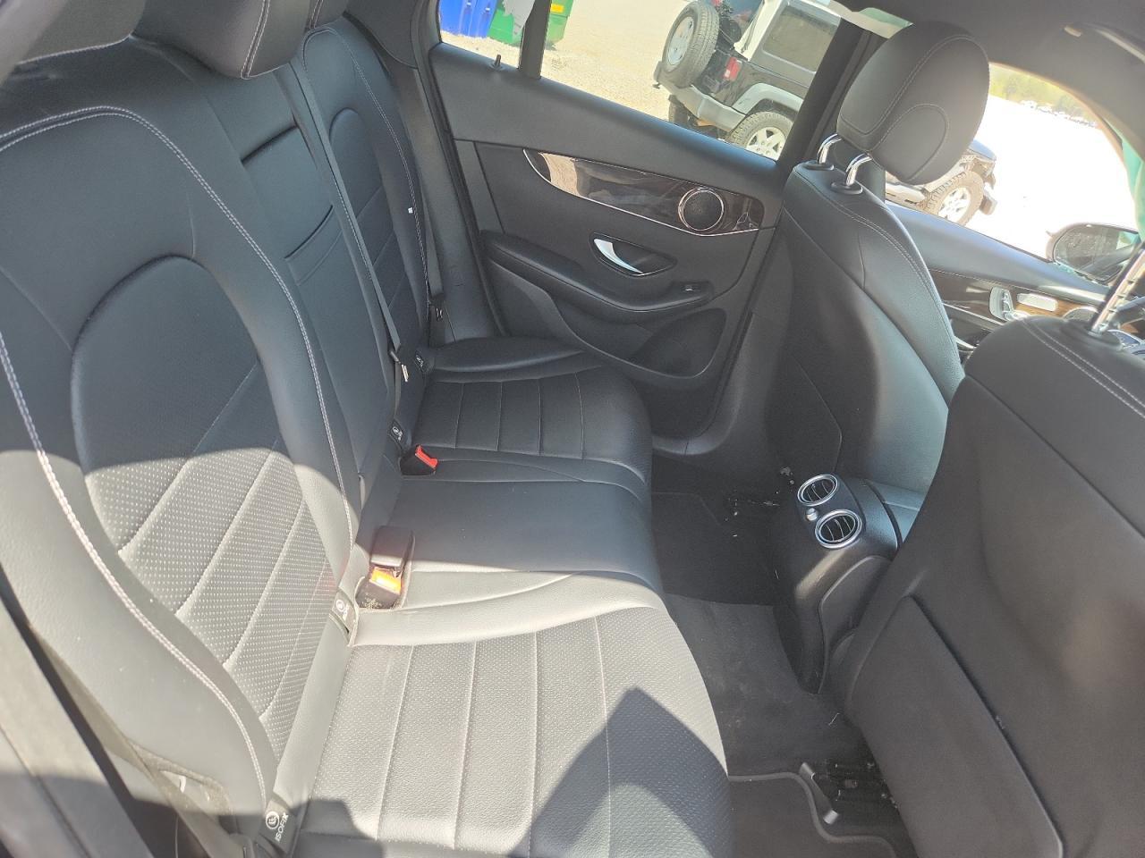 2020 Mercedes-Benz Glc 300 4Matic - zdjęcie 11