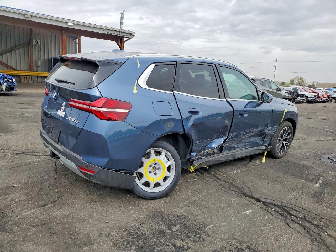 2025 BMW X3 30 xDrive - zdjęcie 3