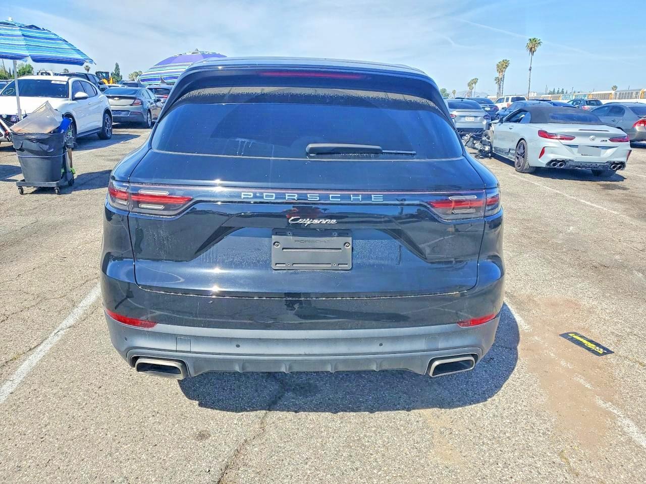 2021 Porsche Cayenne - zdjęcie 6