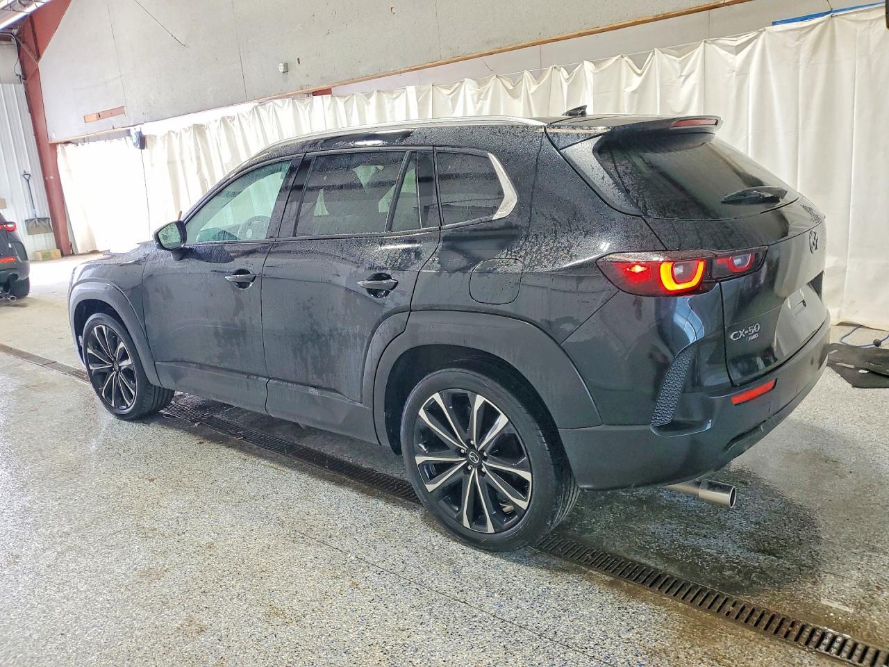 2025 Mazda Cx-50 Premium Plus - zdjęcie 2