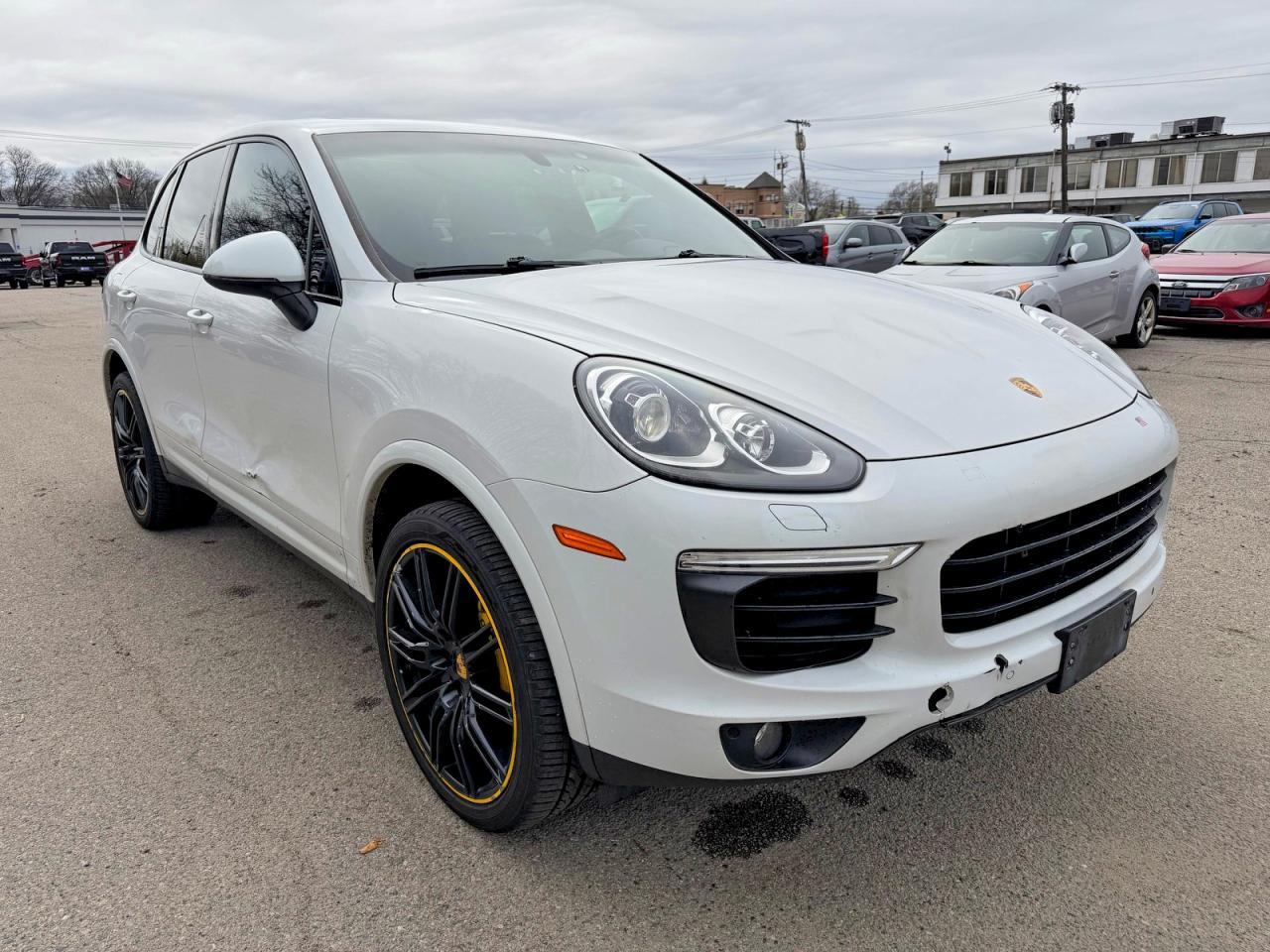 2018 Porsche Cayenne Platinum Edition - zdjęcie główne