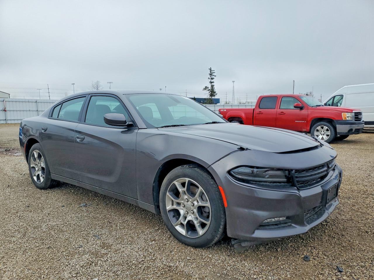 2015 Dodge Charger Sxt - zdjęcie 4