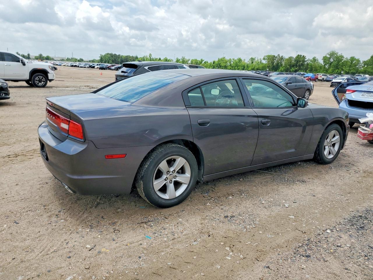 2013 Dodge Charger Se - zdjęcie 3