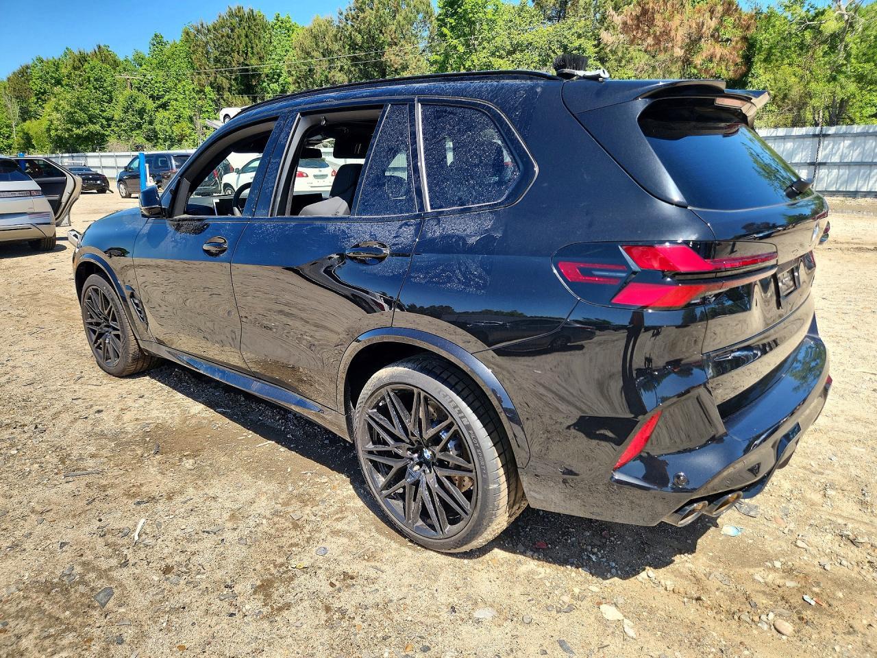 2026 BMW X5 M Competition - zdjęcie 2