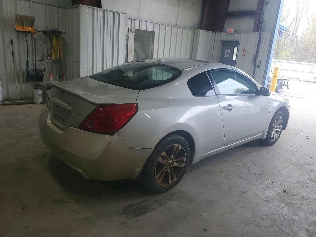 2013 Nissan Altima S - zdjęcie 3