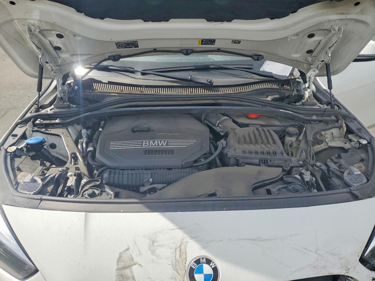 2022 BMW Seria 2 228i - zdjęcie 11