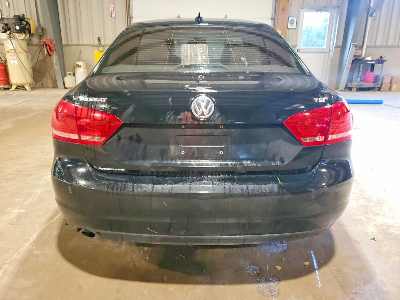 2015 Volkswagen Passat S - zdjęcie 6