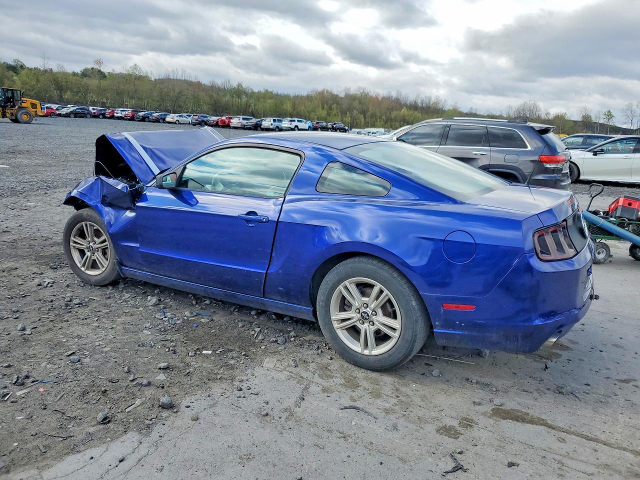 2014 Ford Mustang - zdjęcie 2