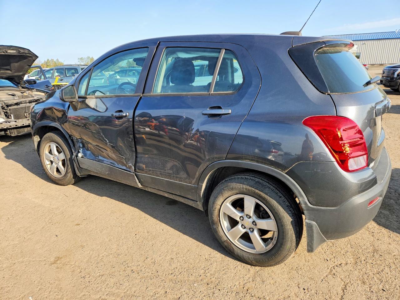 2016 Chevrolet Trax Ls - zdjęcie 2