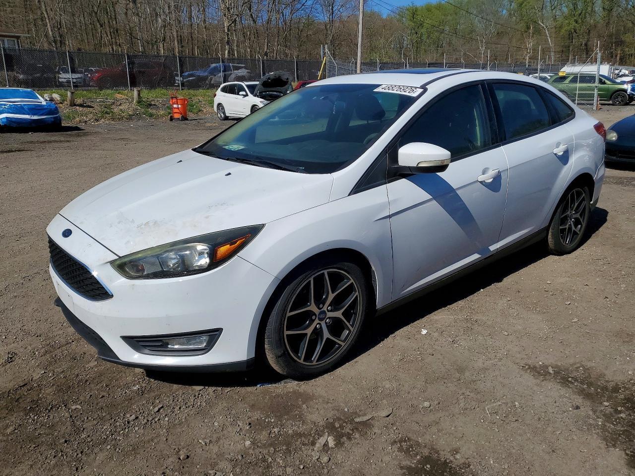 2017 Ford Focus Sel - zdjęcie główne
