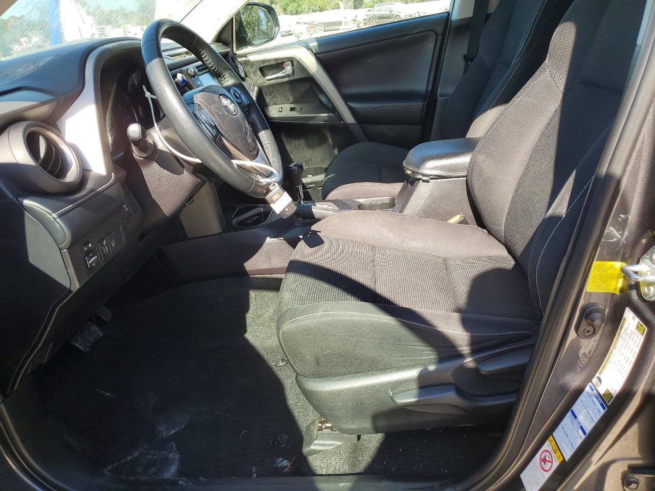2017 Toyota Rav4 Xle - zdjęcie 7