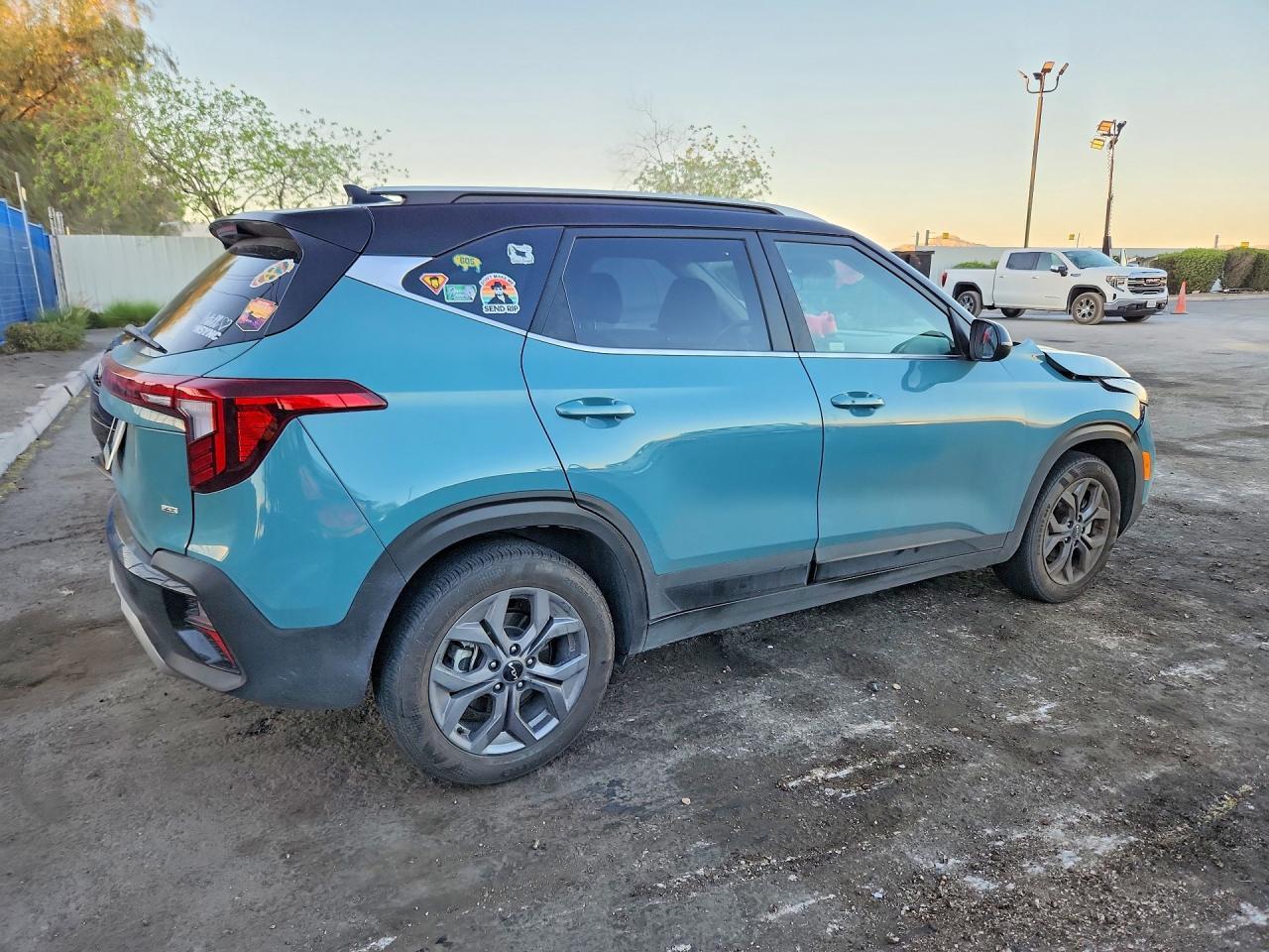 2024 Kia Seltos S - zdjęcie 3