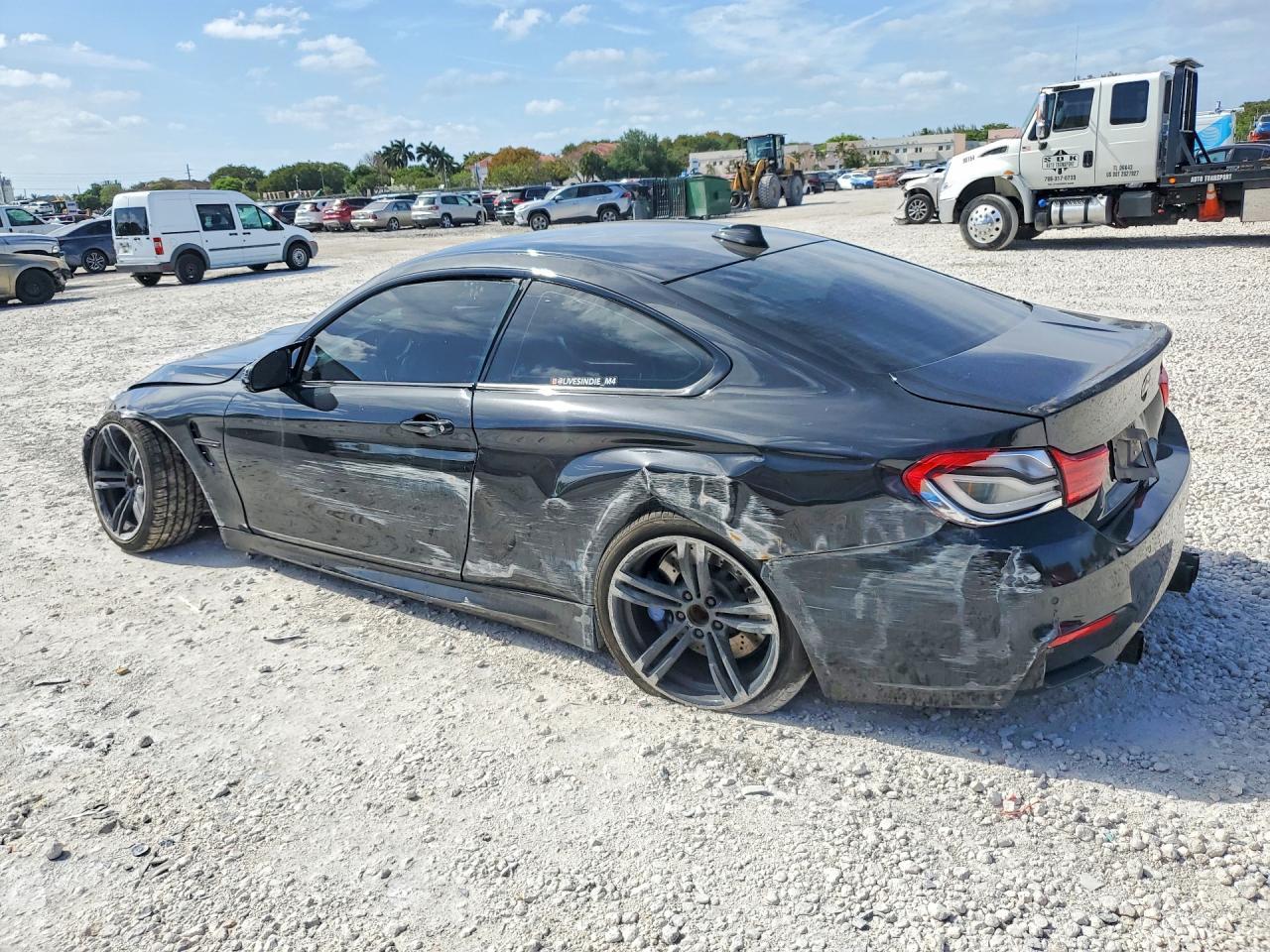2018 BMW M4 - zdjęcie 2