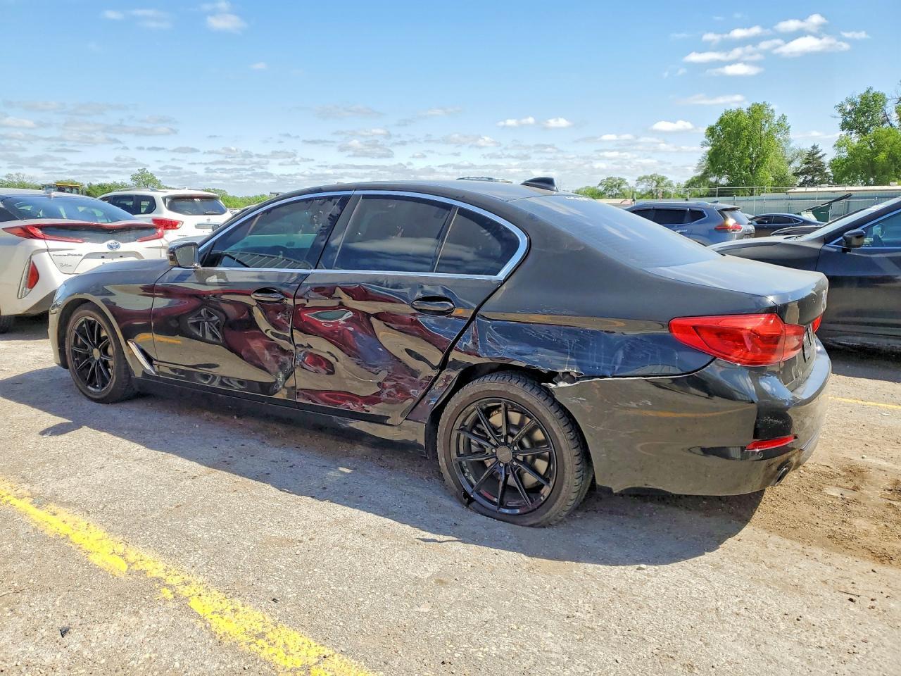 2019 BMW 530 I - zdjęcie 2