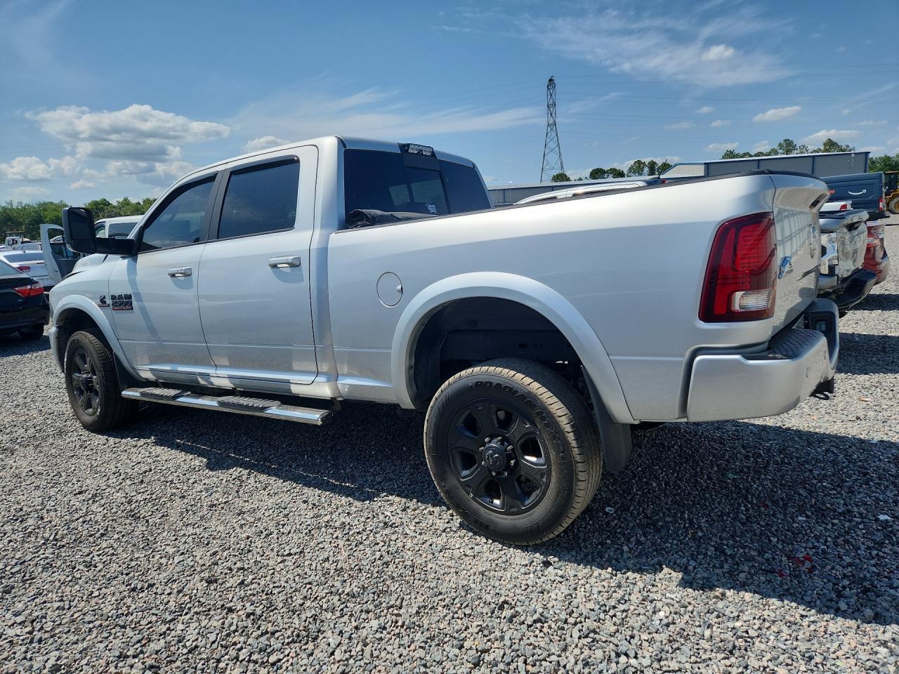 2018 Ram 2500 Laramie - zdjęcie 2