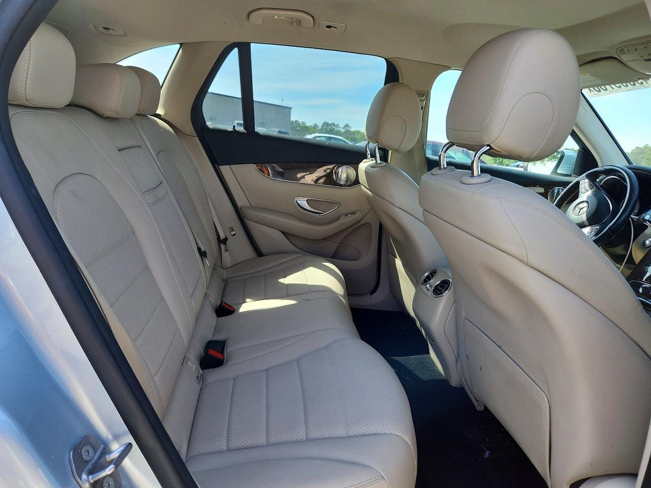2017 Mercedes-Benz Glc 300 4Matic - zdjęcie 11