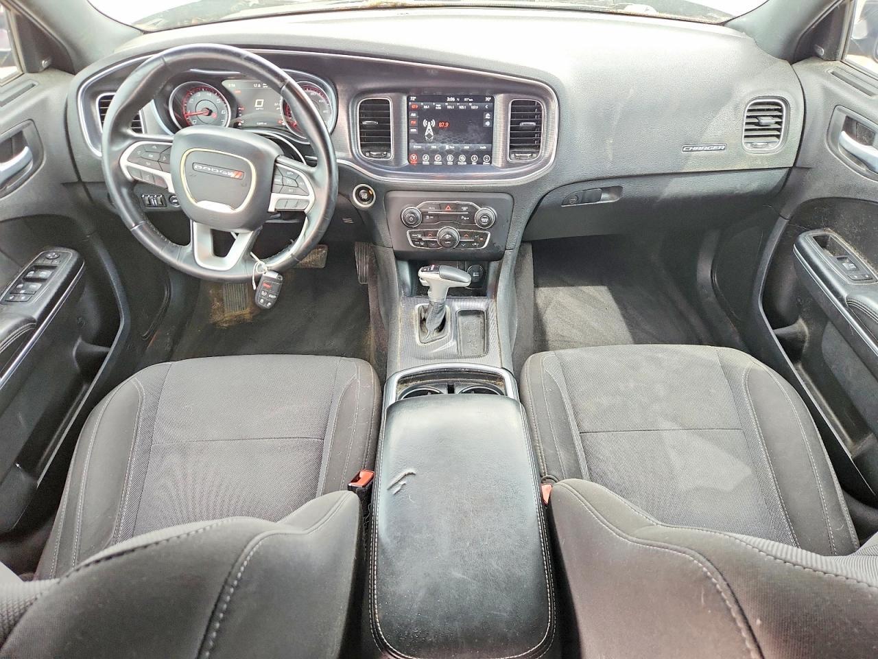 2017 Dodge Charger Sxt - zdjęcie 8