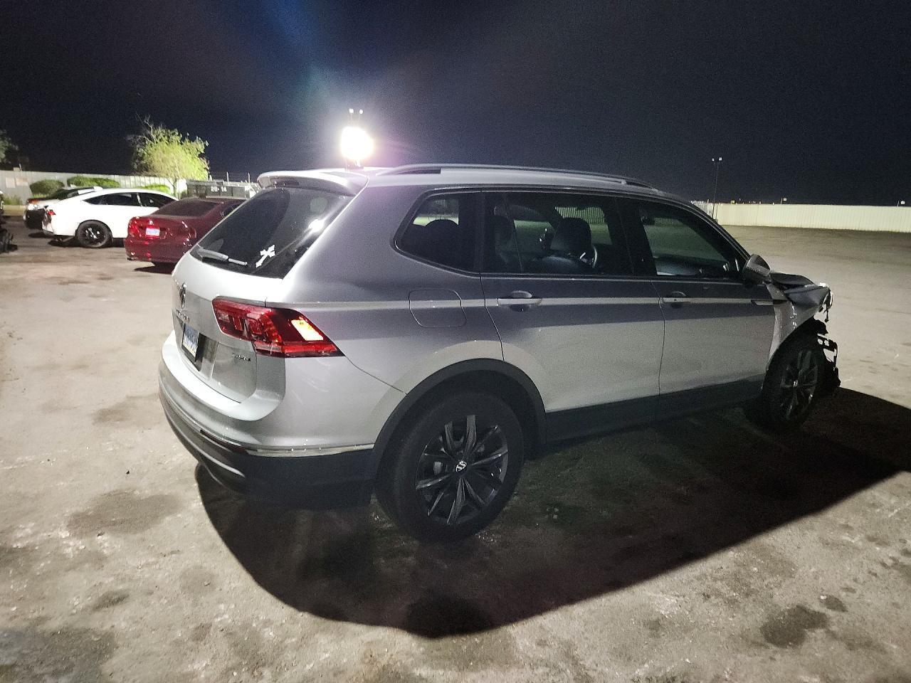 2022 Volkswagen Tiguan Se - zdjęcie 3