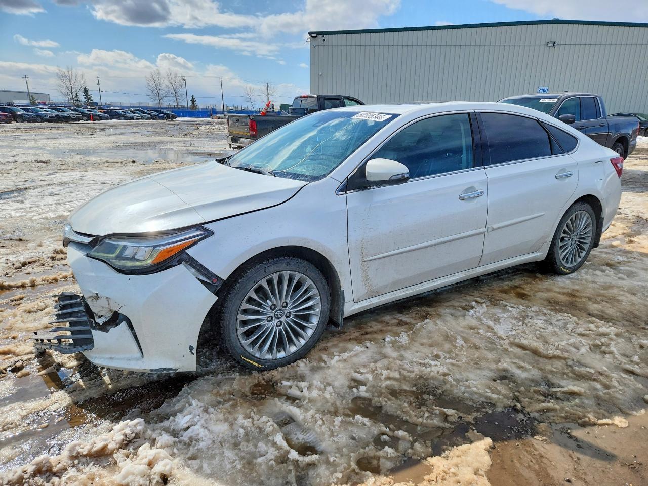 2018 Toyota Avalon Xle - zdjęcie główne