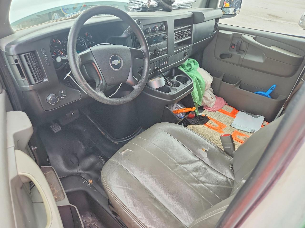 2013 Chevrolet Express G2500 - zdjęcie 8