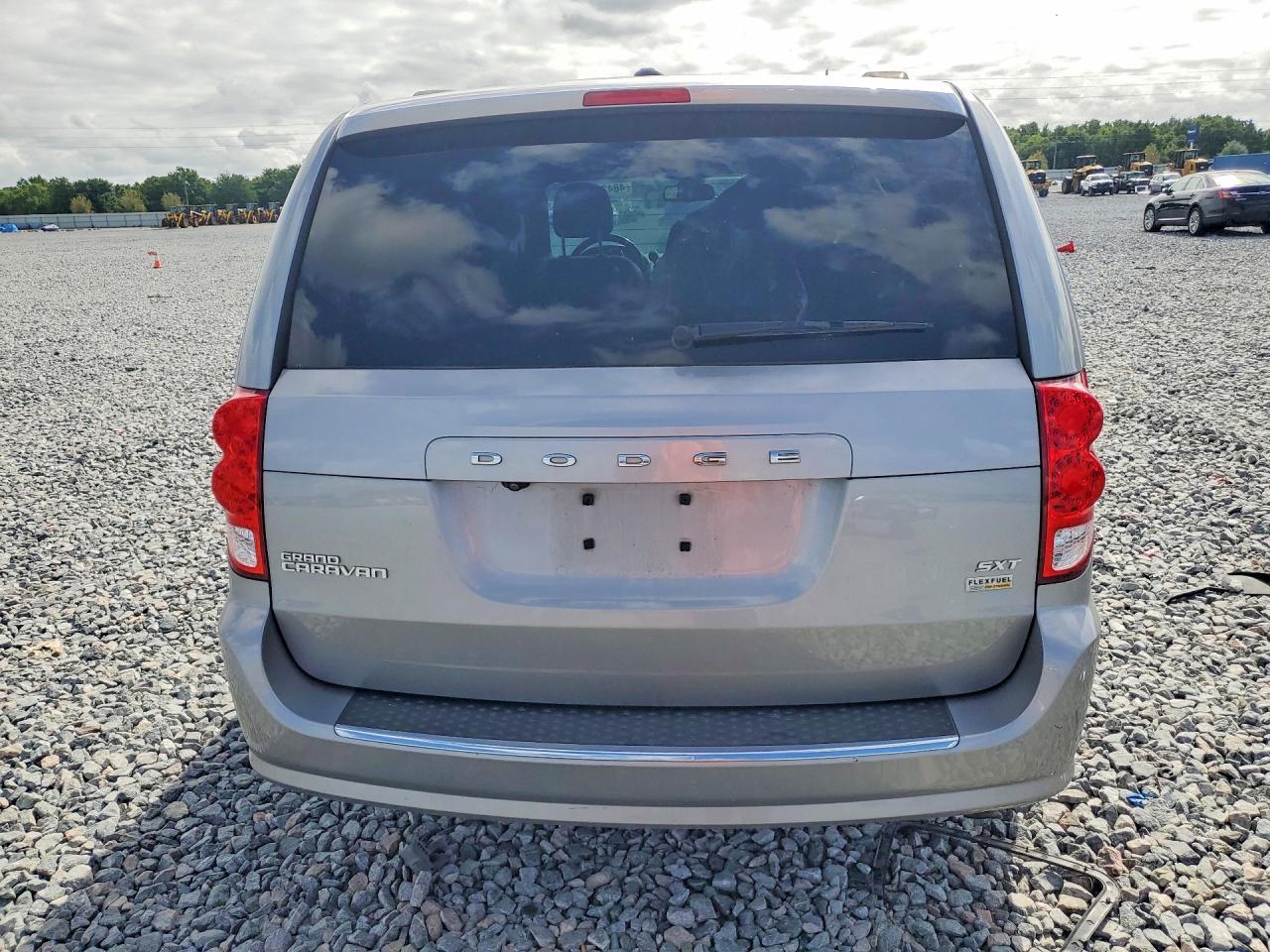 2019 Dodge Grand Caravan Sxt - zdjęcie 6