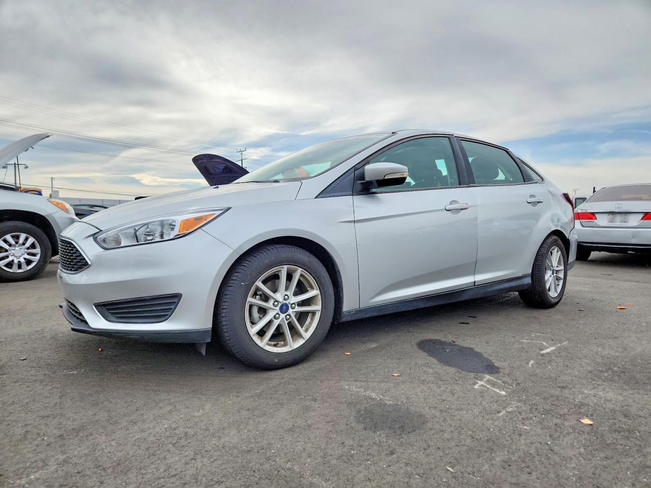 2017 Ford Focus Se - zdjęcie główne