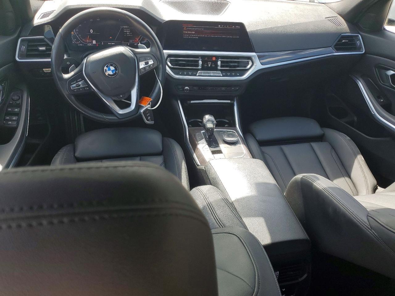 2019 BMW 330Xi - zdjęcie 8