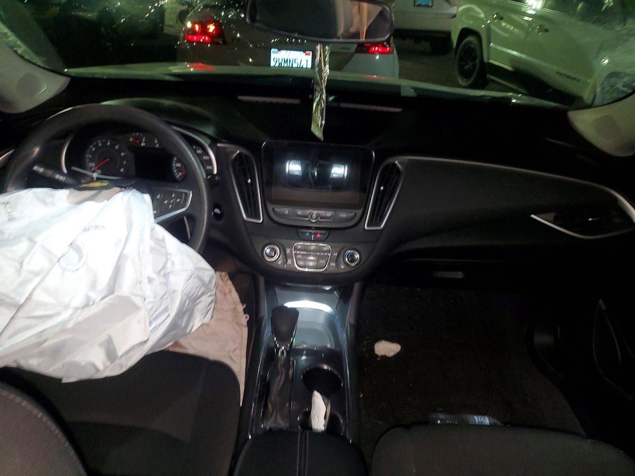 2022 Chevrolet Malibu Lt - zdjęcie 8