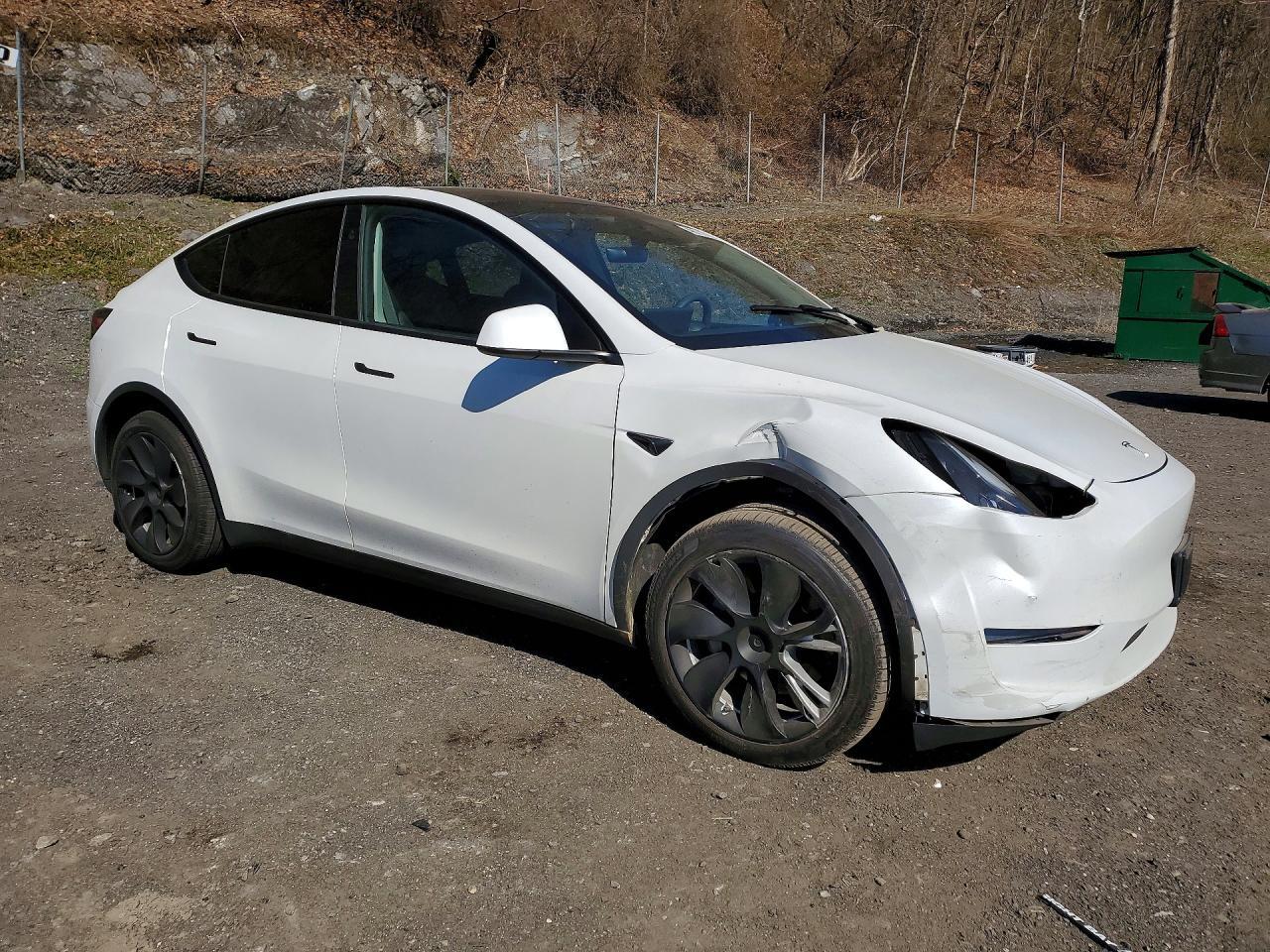 2023 Tesla Model Y - zdjęcie 4