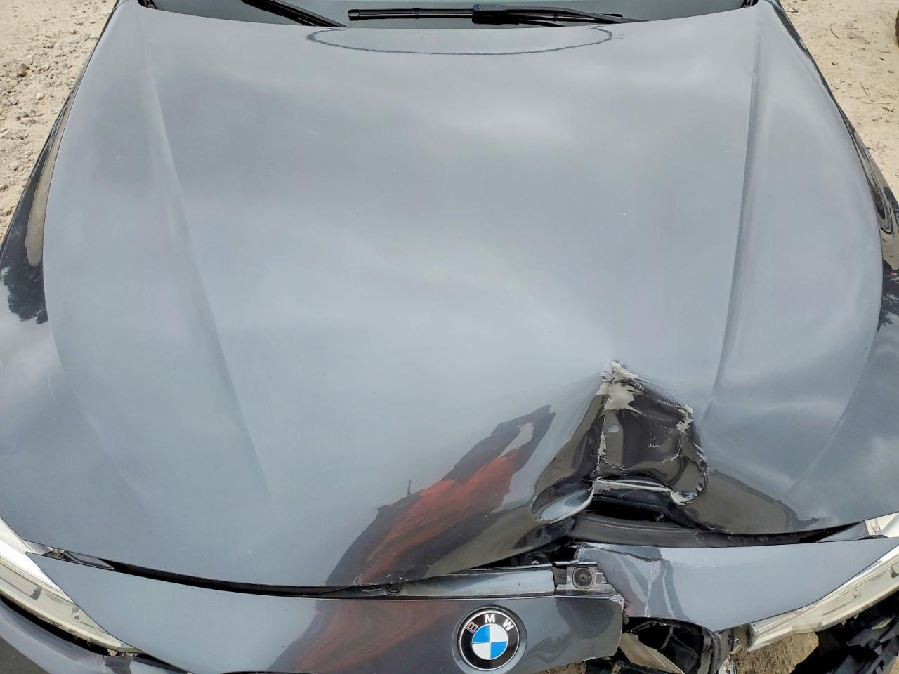 2017 BMW 330 Xi - zdjęcie 11
