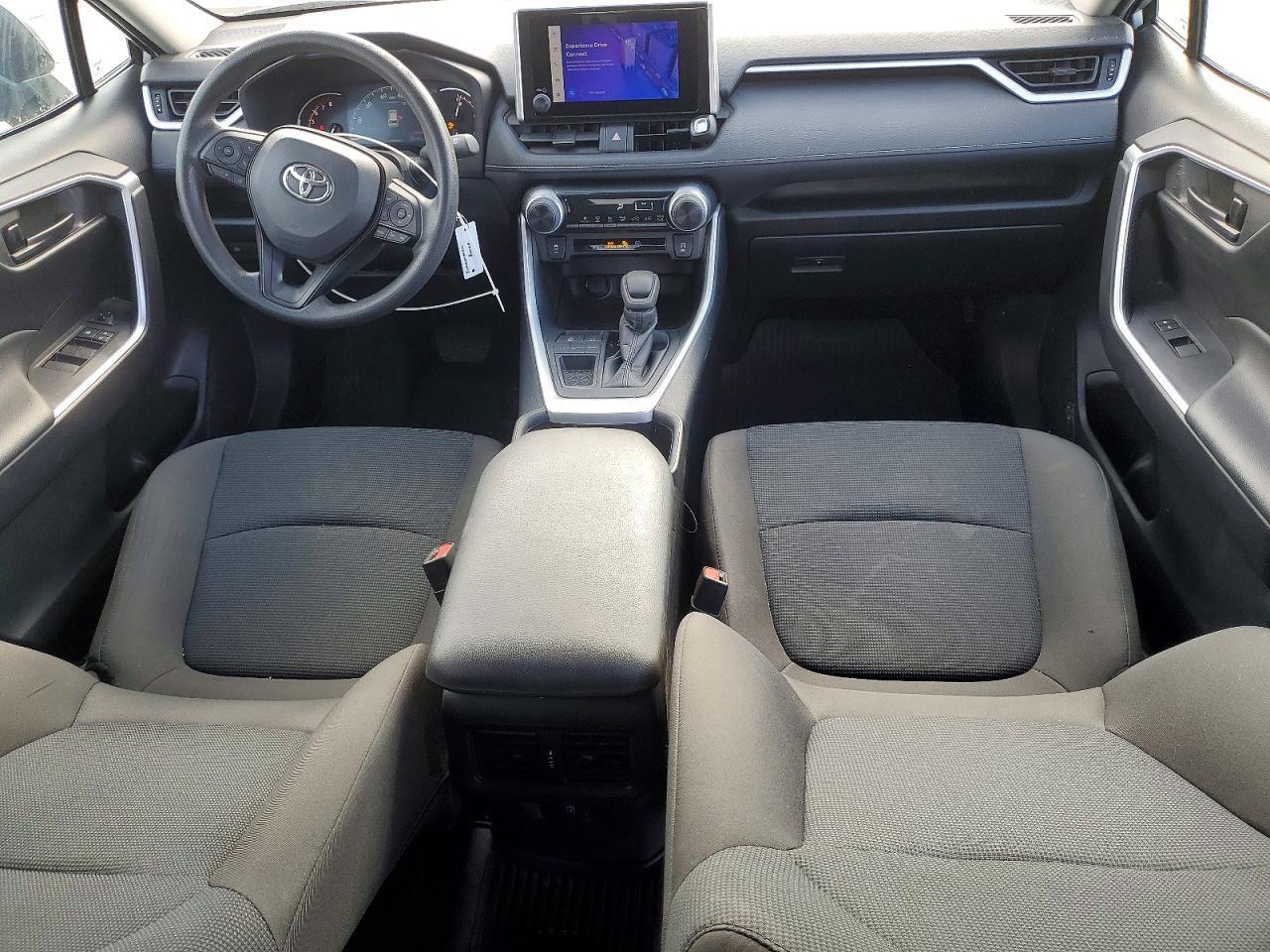 2024 Toyota Rav4 Le - zdjęcie 8