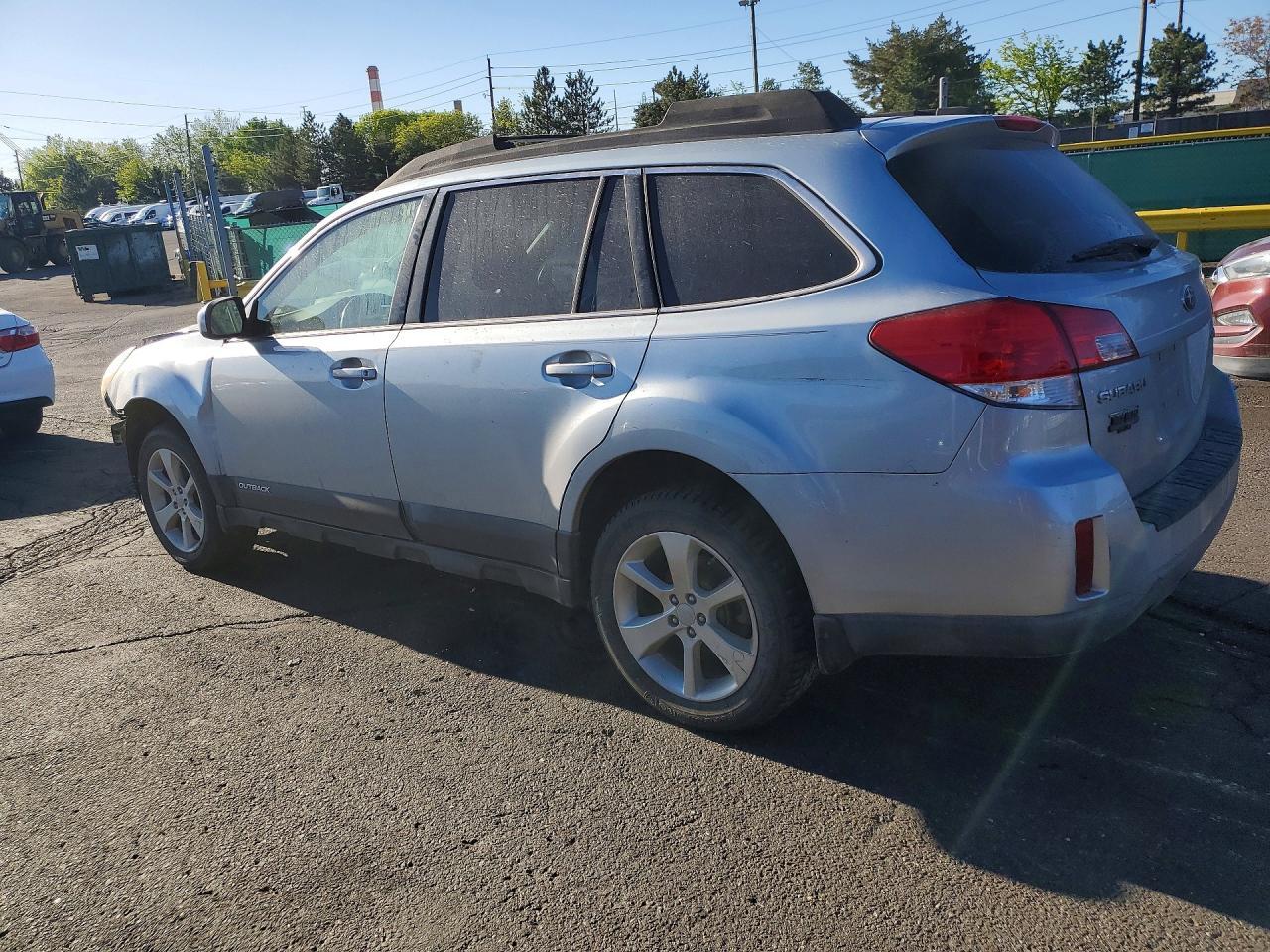 2013 Subaru Outback 2.5I Premium - zdjęcie 2