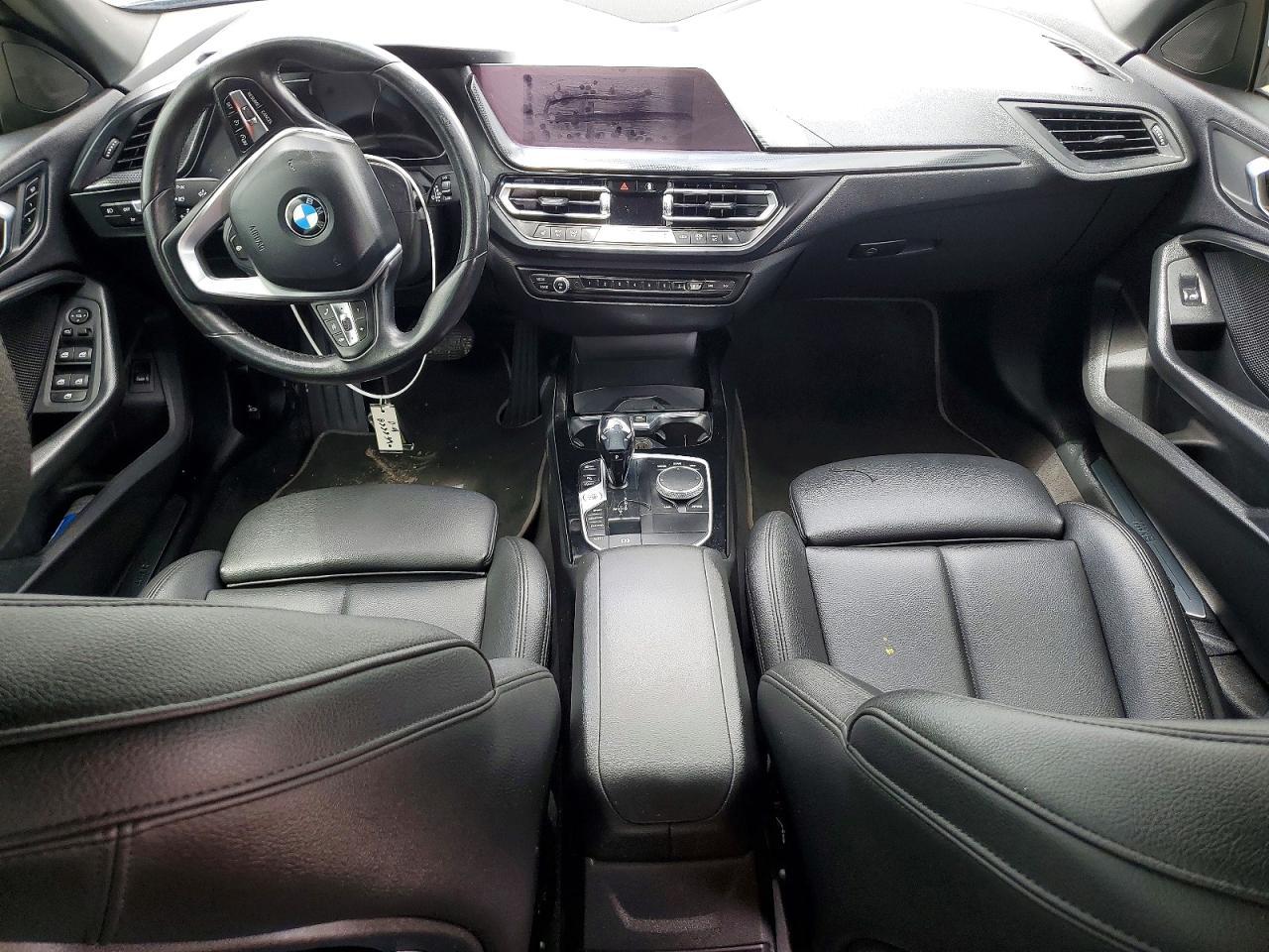 2021 BMW 228Xi - zdjęcie 8