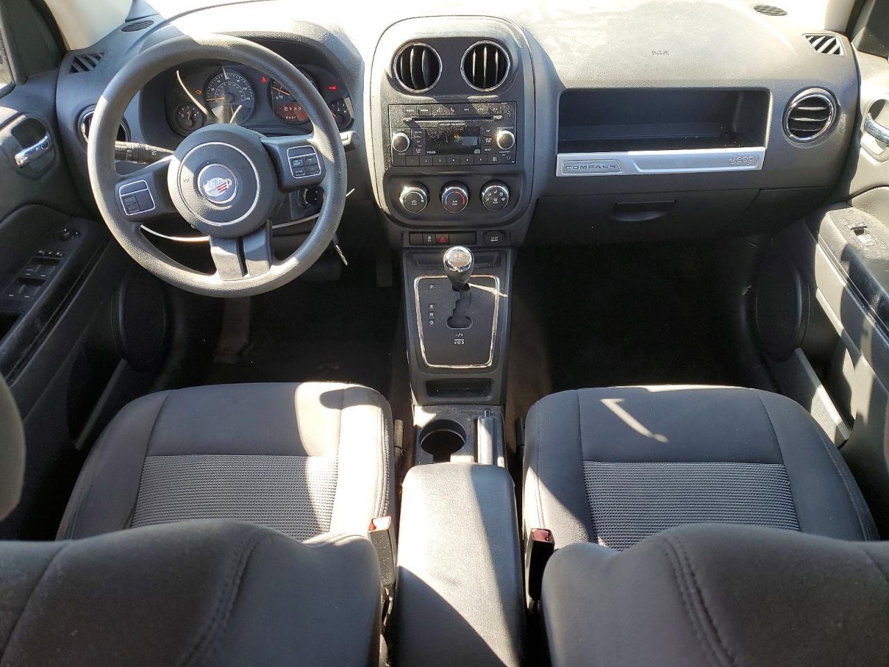 2017 Jeep Compass Sport - zdjęcie 8