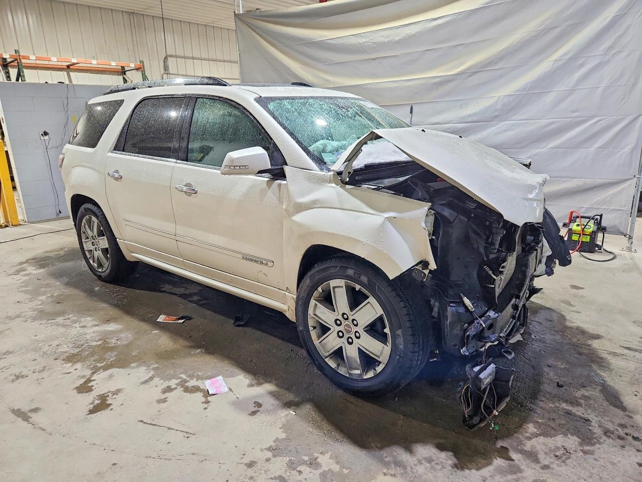 2015 GMC Acadia Denali - zdjęcie 4
