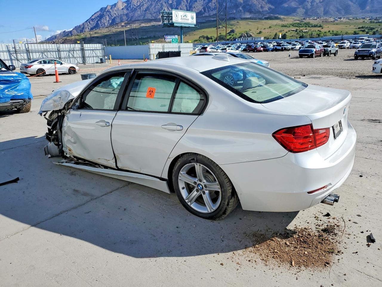 BMW Seria 3 - zdjęcie 2
